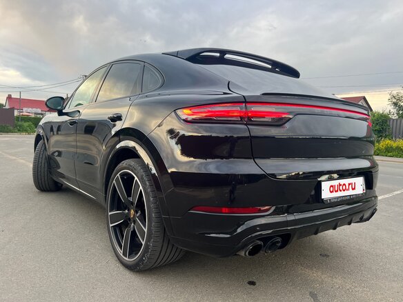 2021 Porsche Cayenne Coupé III, чёрный, 7999000 рублей - вид 6