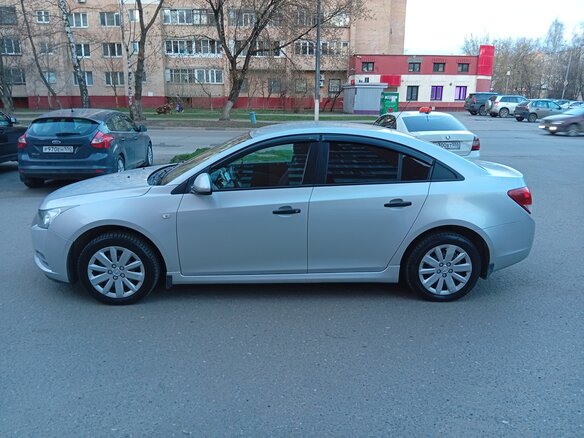 2012 Chevrolet Cruze I, серебристый, 568000 рублей - вид 6