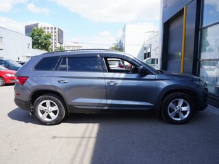 2020 Skoda Kodiaq I, серый, 2380000 рублей, вид 4