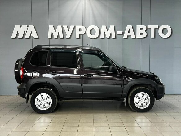 2020 Lada (ВАЗ) Niva Off-road, фиолетовый, 978000 рублей - вид 3