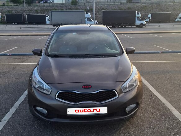 2012 Kia Ceed II, коричневый