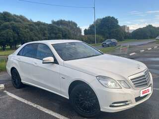 2011 Mercedes-Benz E-Класс 200 7G-Tronic IV (W212, S212, C207), белый, 1550000 рублей, вид 5