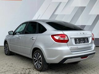 2024 Lada (ВАЗ) Granta I Рестайлинг, серебристый, 1107000 рублей, вид 4