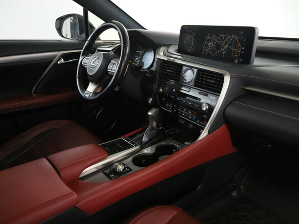 2019 Lexus RX 300 IV Рестайлинг, белый, 5200000 рублей - вид 8