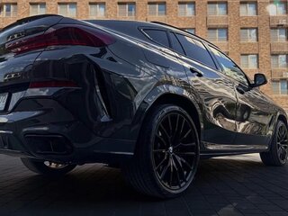 2021 BMW X6 40d III (G06), серый, 8400000 рублей, вид 5