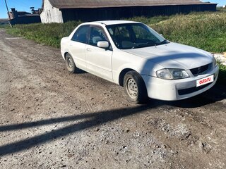 2000 Mazda Familia VIII (BJ), белый, 150000 рублей, вид 2