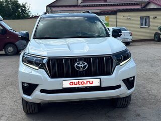 2020 Toyota Land Cruiser Prado 150 Series Рестайлинг 3, белый, 7600000 рублей, вид 4
