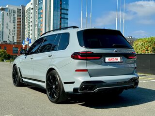 2023 BMW X7 40d I (G07) Рестайлинг, серый, 13790000 рублей, вид 4