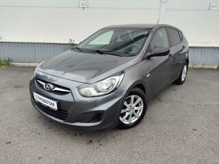 2013 Hyundai Solaris I, серый, 449000 рублей, вид 2