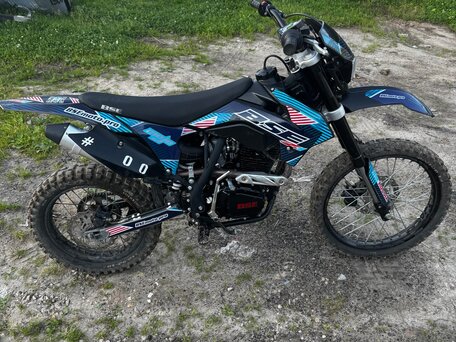2022 BSE Z1, чёрный, 100000 рублей, вид 4