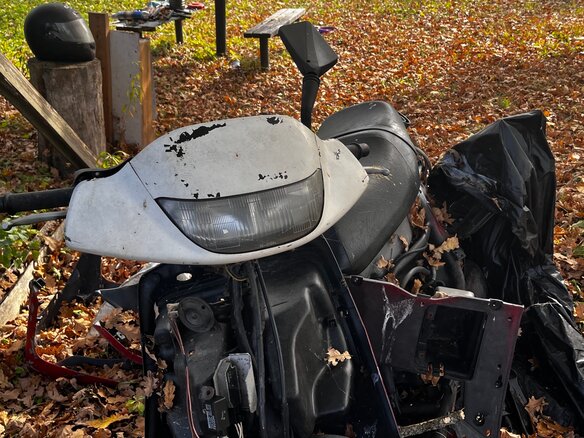 2000 Yamaha BWs, белый, 15000 рублей
