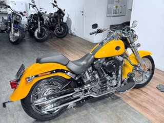 2014 Harley-Davidson Fat Boy, жёлтый, 1399000 рублей, вид 4
