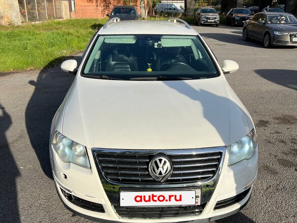2010 Volkswagen Passat EcoFuel B6, белый, 830000 рублей - вид 1