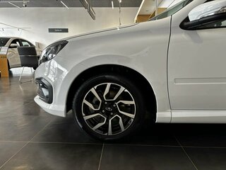 2026 Lada (ВАЗ) Granta Sportline I Рестайлинг, белый, 1369000 рублей, вид 2