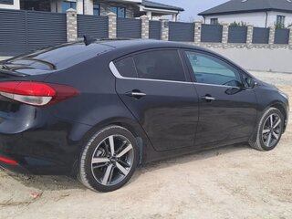 2018 Kia Cerato III Рестайлинг (Classic), чёрный, 1720000 рублей, вид 4