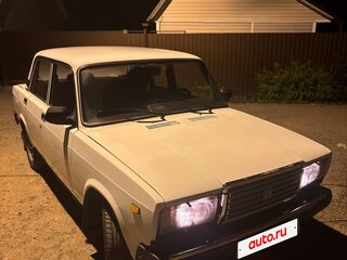 2004 Lada (ВАЗ) 2107, белый, 250000 рублей, вид 1
