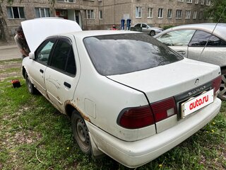 1998 Nissan Sunny B14, белый, 125000 рублей, вид 3