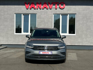 2021 Volkswagen Tiguan II Рестайлинг, серый, 2835000 рублей, вид 2