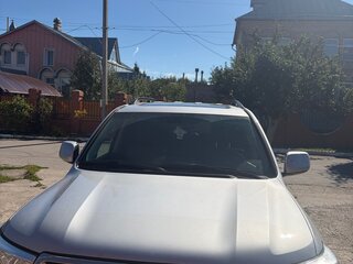 2010 Toyota Land Cruiser 200 Series, серебристый, 3200000 рублей, вид 2