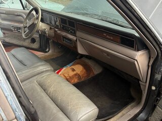 1988 Lincoln Town Car I, серебристый, 885000 рублей, вид 5