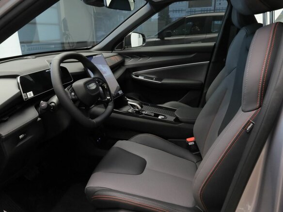 2026 Geely Cityray, серебристый, 3204990 рублей - вид 6