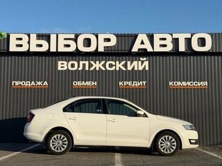 2017 Skoda Octavia III (A7) Рестайлинг, белый, 1660000 рублей, вид 3