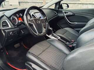 2013 Opel Astra GTC J Рестайлинг, чёрный, 680000 рублей, вид 4