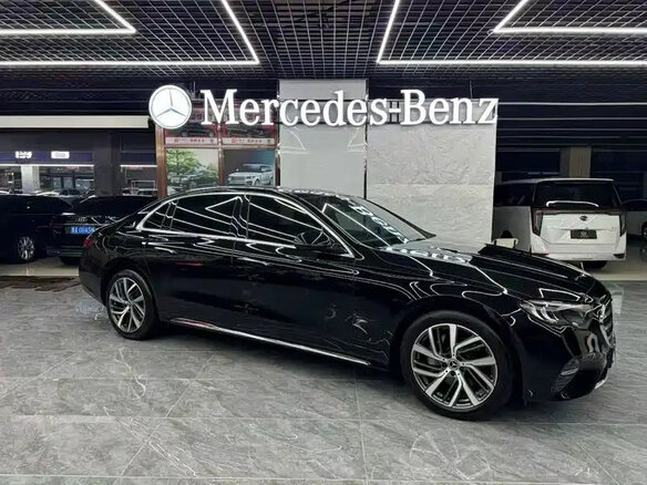 2024 Mercedes-Benz E-Класс Long 300 L VI (W214, S214), чёрный, 7205076 рублей - вид 2