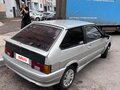 2005 Lada (ВАЗ) 2113, серебристый, 80000 рублей - вид 1