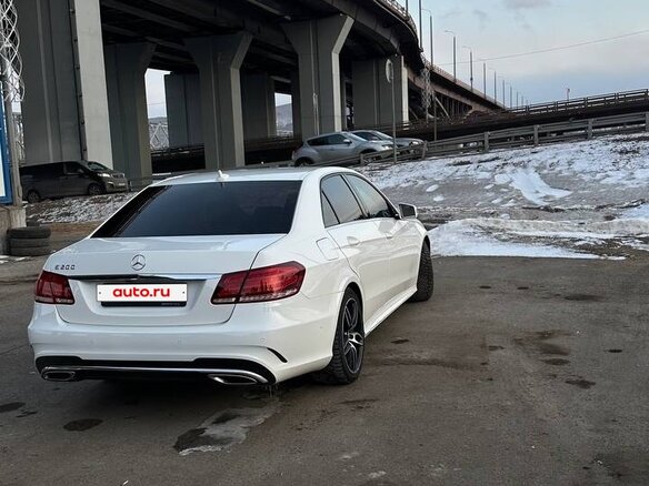 2013 Mercedes-Benz E-Класс 200 IV (W212, S212, C207) Рестайлинг, белый, 2400000 рублей - вид 5