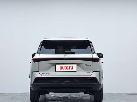 2026 Toyota bZ3X 58.3 kWh, белый, 2400000 рублей, вид 5