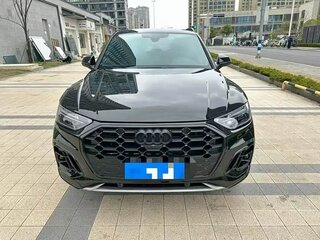 2024 Audi Q5 L 45 TFSI II (FY) Рестайлинг, чёрный, 5071055 рублей, вид 2