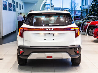 2026 Kia Seltos I Рестайлинг, белый, 3130000 рублей, вид 3
