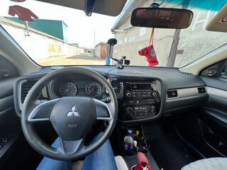 2014 Mitsubishi Outlander III, белый, 1700000 рублей, вид 5