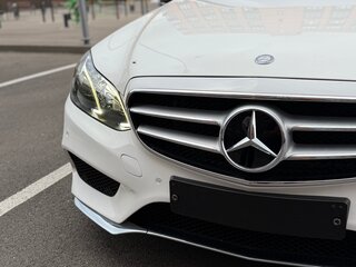 2013 Mercedes-Benz E-Класс 200 IV (W212, S212, C207) Рестайлинг, белый, 1900000 рублей, вид 4
