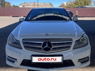 2011 Mercedes-Benz C-Класс 180 BlueEFFICIENCY III (W204) Рестайлинг, белый, 1300000 рублей, вид 1