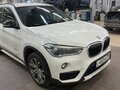 2017 BMW X1 20i xDrive II (F48), белый, 1850000 рублей