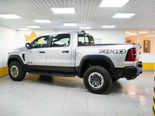 2026 Ram 1500 RHO V Рестайлинг, серебристый, 11999000 рублей, вид 4