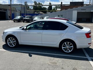 2015 Skoda Octavia III (A7), белый, 1350000 рублей, вид 3