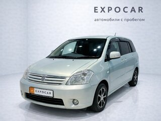 Toyota Raum II