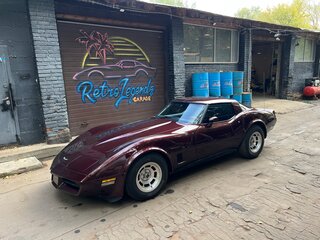 1981 Chevrolet Corvette C3, красный, 6500000 рублей, вид 1