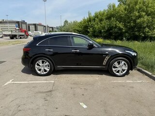 2016 Infiniti QX70, чёрный, 3200000 рублей, вид 3