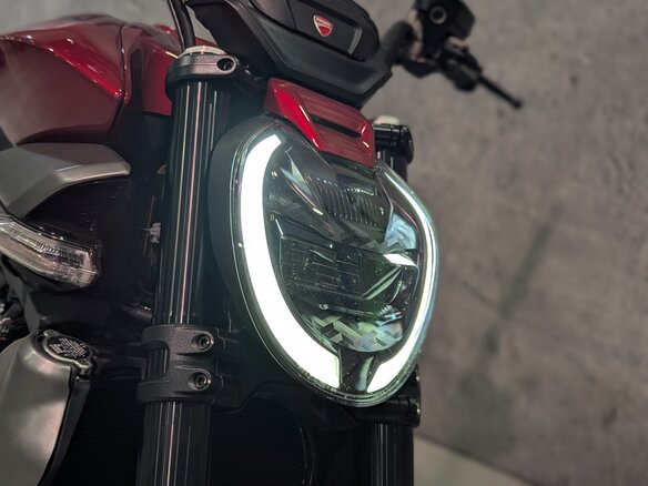 2026 Ducati XDiavel V4, красный, 3690000 рублей - вид 7