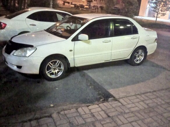 2006 Mitsubishi Lancer IX, белый, 360000 рублей - вид 7