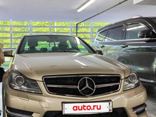 2011 Mercedes-Benz C-Класс 200 III (W204) Рестайлинг, бежевый, 1249000 рублей, вид 1