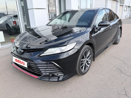 2021 Toyota Camry VIII (XV70) Рестайлинг, чёрный, 3780000 рублей, вид 3