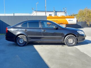2012 Skoda Octavia II (A5) Рестайлинг, чёрный, 599000 рублей, вид 4