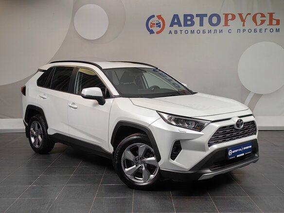 2020 Toyota RAV4 V (XA50), белый