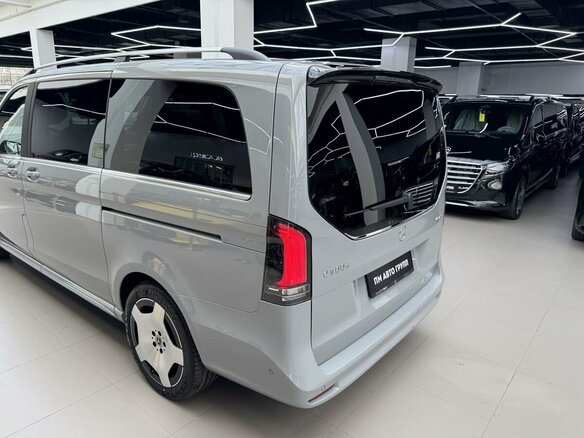 2026 Mercedes-Benz V-Класс Long 300 d длинный III (W447) Рестайлинг 2, серый, 14990000 рублей - вид 15