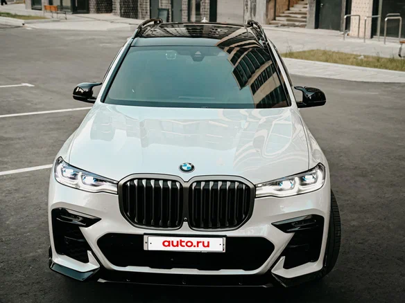 2019 BMW X7 M50d I (G07), белый, 7500000 рублей